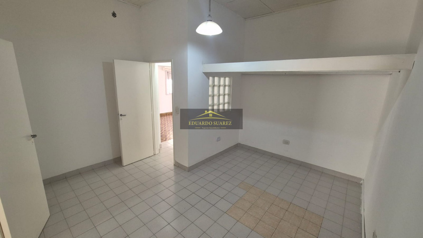 VENTA CASA 4 AMB CENTRO JOSE C PAZ