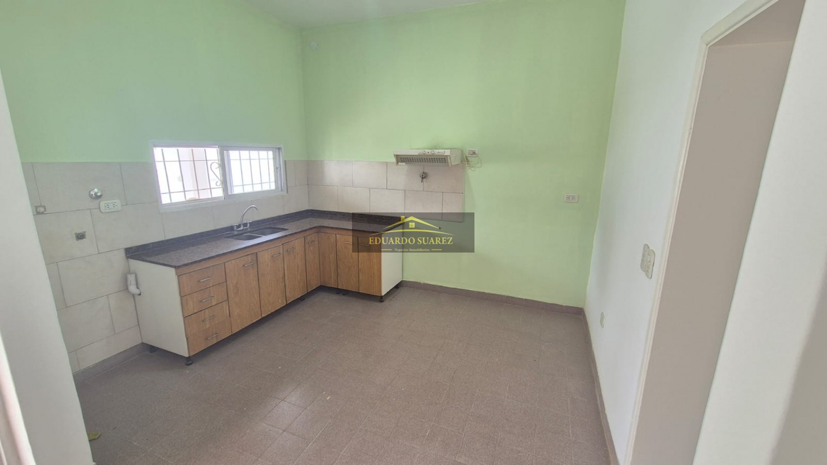 VENTA CASA 4 AMB CENTRO JOSE C PAZ