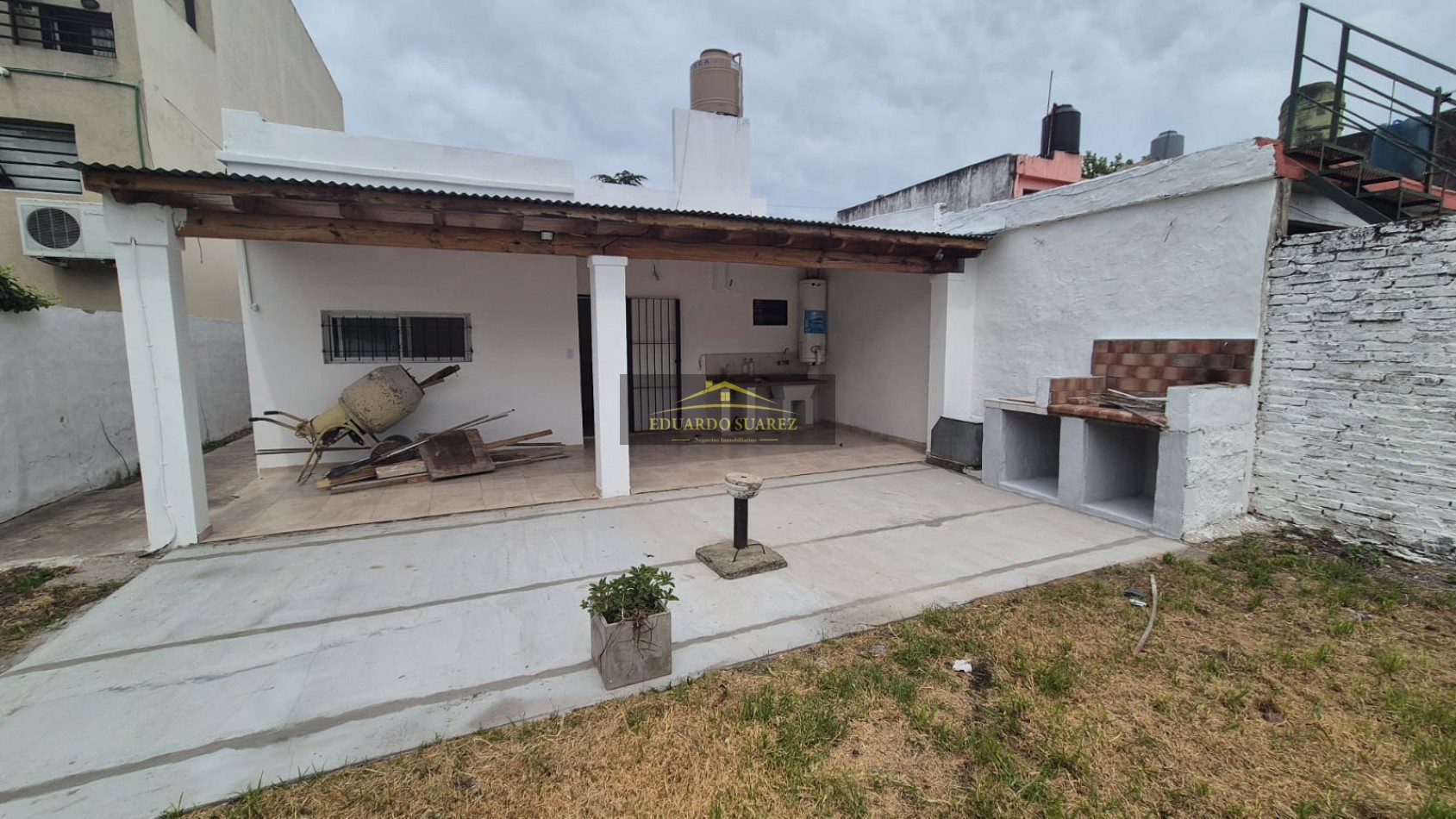 VENTA CASA 4 AMB CENTRO JOSE C PAZ