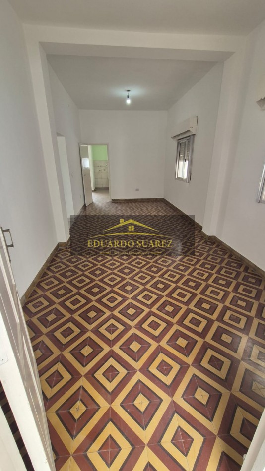 VENTA CASA 4 AMB CENTRO JOSE C PAZ